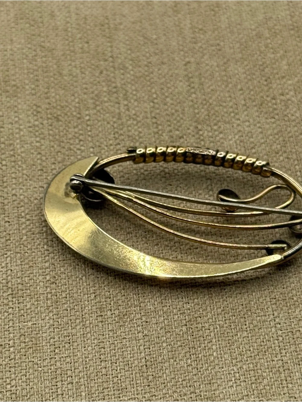 1/20-12k gold filledAbstract Wirework Brooch